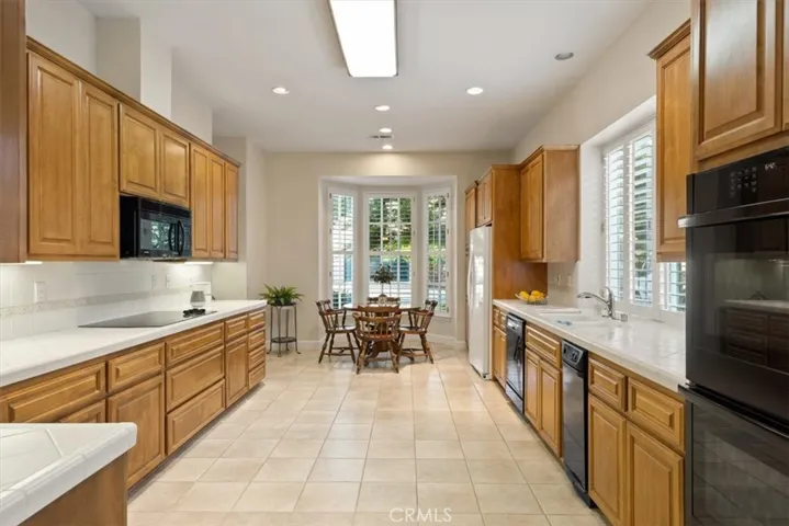 3174 Wood Creek Drive, Chico, California 95928