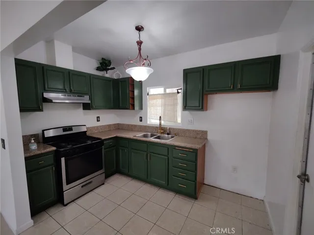 8932 Bright Avenue, Whittier, California 90602