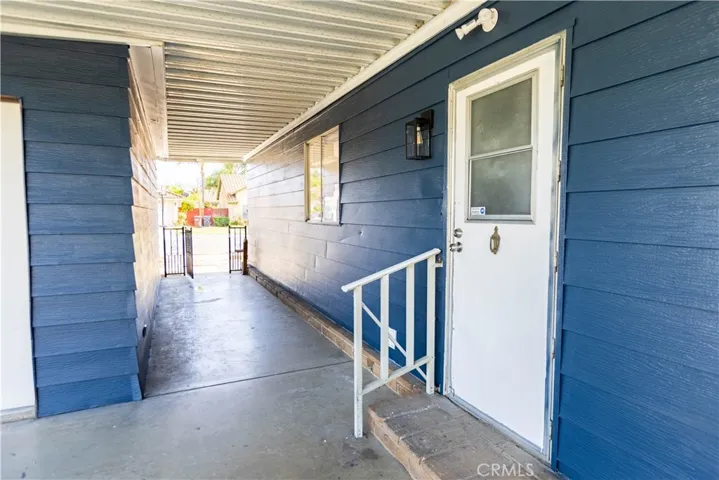 Laundry Room Entrance