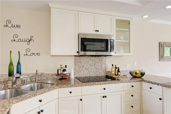 861 Ronda Mendoza B, Laguna Woods, California 92637