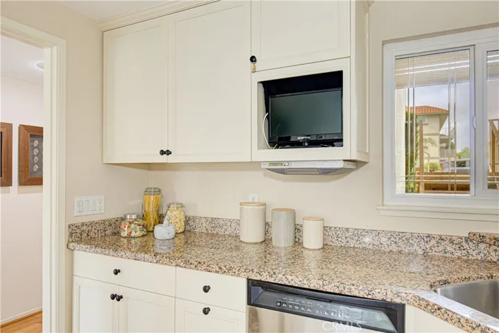 861 Ronda Mendoza B, Laguna Woods, California 92637