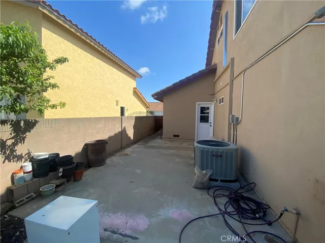 11095 Begonia Avenue, Fountain Valley, California 92708