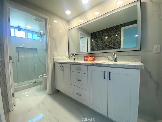 11095 Begonia Avenue, Fountain Valley, California 92708