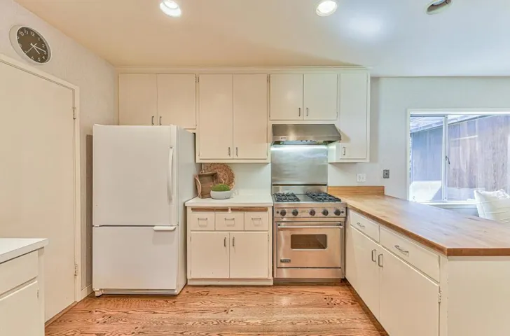 5 San Miguel Circle, Salinas, California 93901