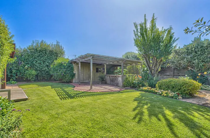 5 San Miguel Circle, Salinas, California 93901