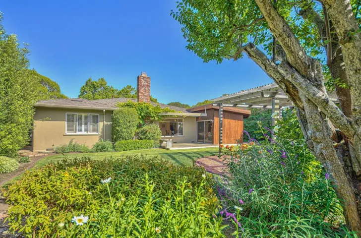 5 San Miguel Circle, Salinas, California 93901