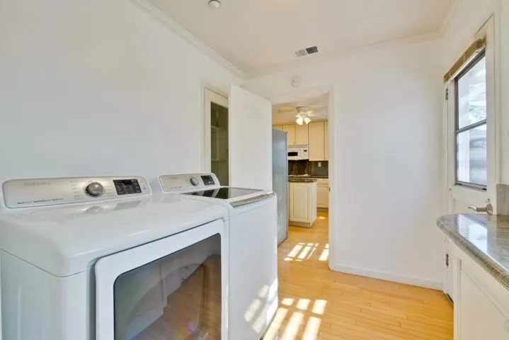 129 Oakdale Street, Redwood City, California 94062