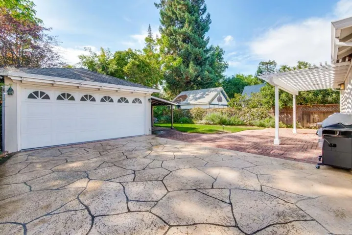 129 Oakdale Street, Redwood City, California 94062