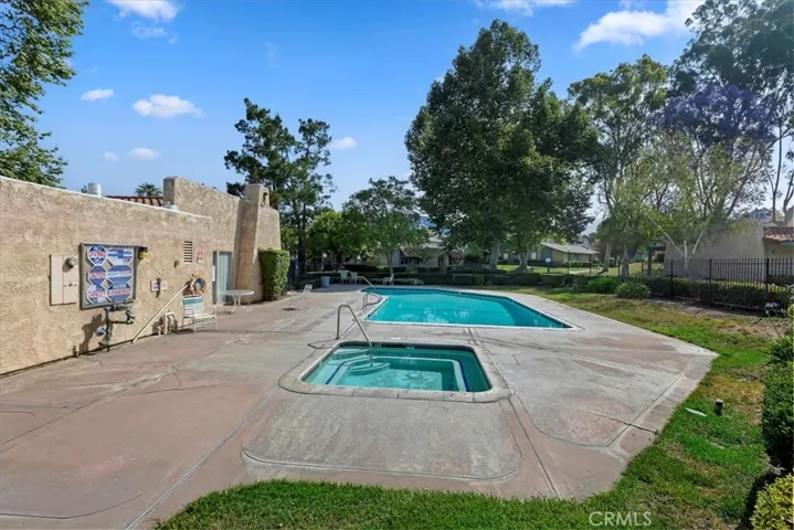 2375 Gonzaga Lane, Riverside, California 92507