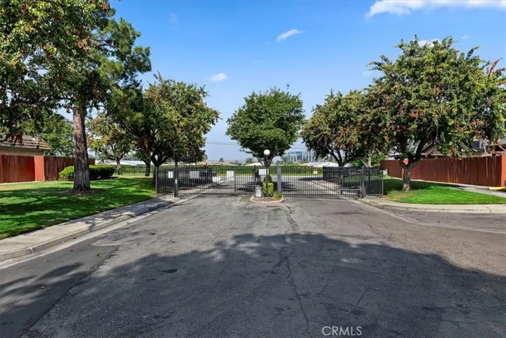 2375 Gonzaga Lane, Riverside, California 92507