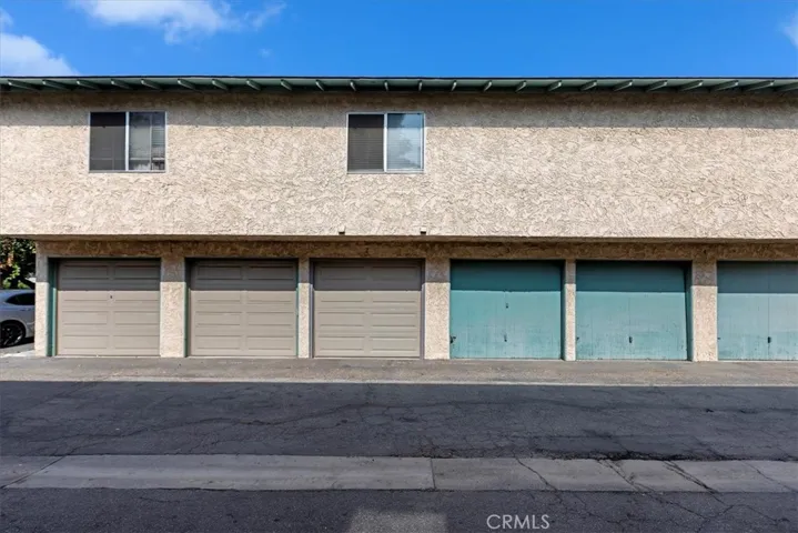 2375 Gonzaga Lane, Riverside, California 92507