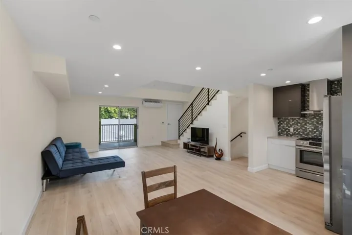 1807 17th Street 4, Santa Monica, California 90404