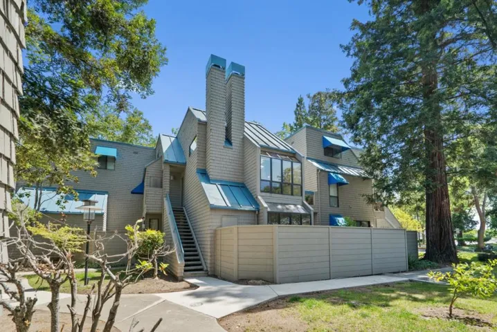 1011 Foxchase Drive, San Jose, California 95123
