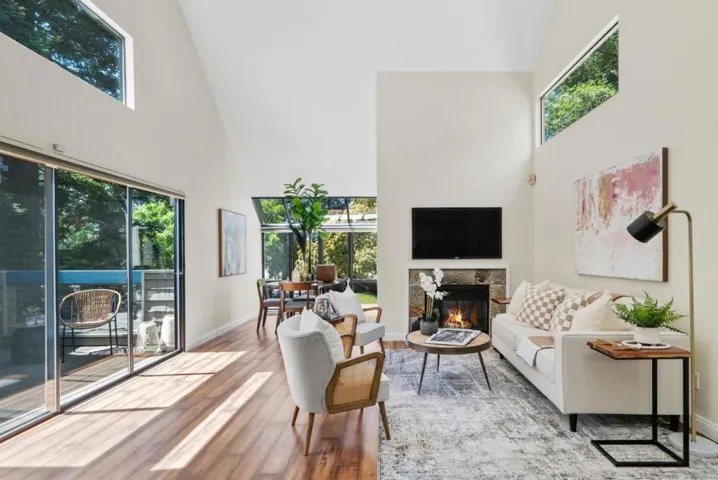 1011 Foxchase Drive, San Jose, California 95123