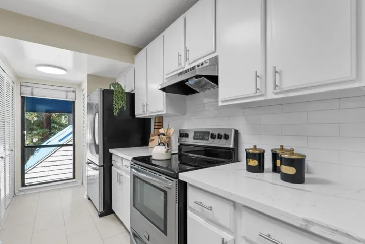 1011 Foxchase Drive, San Jose, California 95123