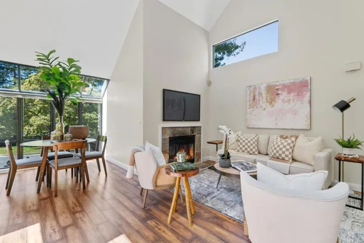 1011 Foxchase Drive, San Jose, California 95123