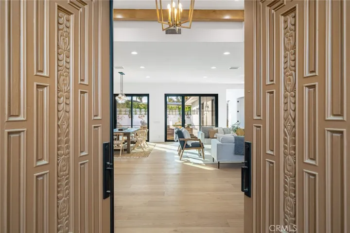 Come on in!