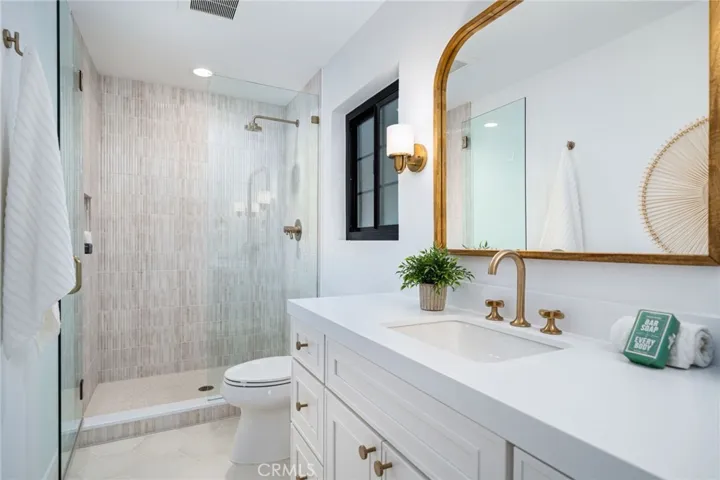 Ensuite to 3rd Bedroom