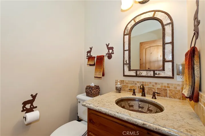 26611 Amador Lane, Lake Arrowhead, California 92352