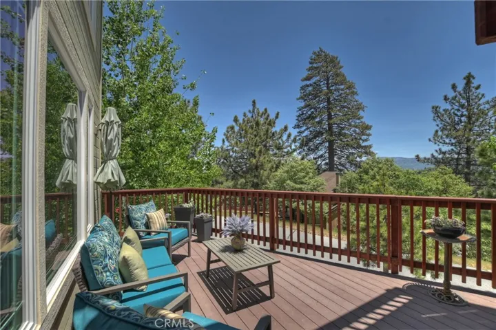 26611 Amador Lane, Lake Arrowhead, California 92352