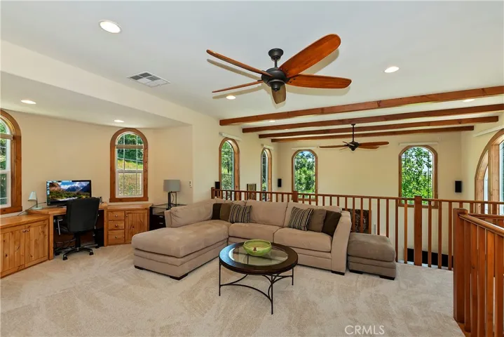 26611 Amador Lane, Lake Arrowhead, California 92352