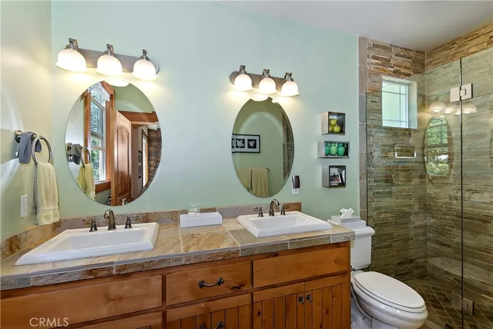26611 Amador Lane, Lake Arrowhead, California 92352
