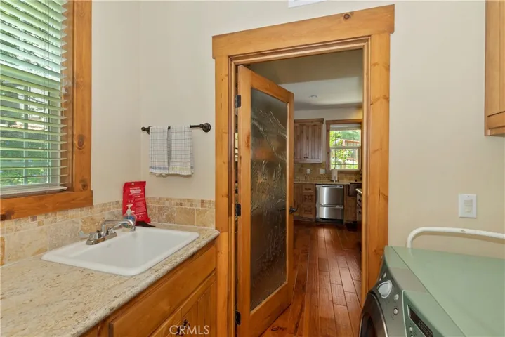 26611 Amador Lane, Lake Arrowhead, California 92352