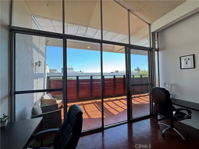 11044 Ophir Drive D, Los Angeles, California 90024