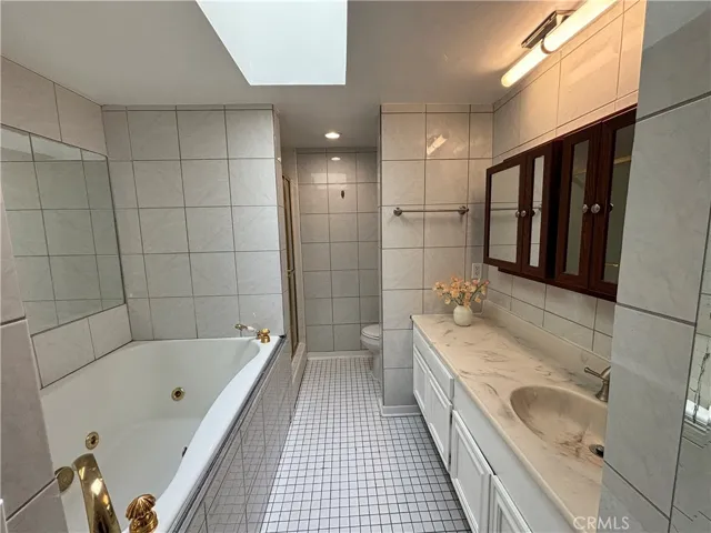 11044 Ophir Drive D, Los Angeles, California 90024