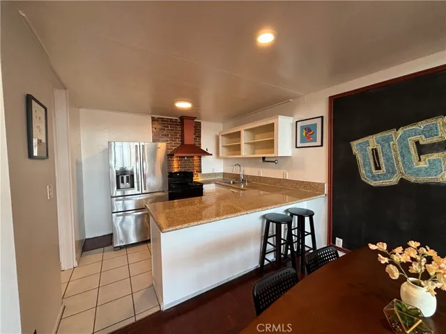 11044 Ophir Drive D, Los Angeles, California 90024