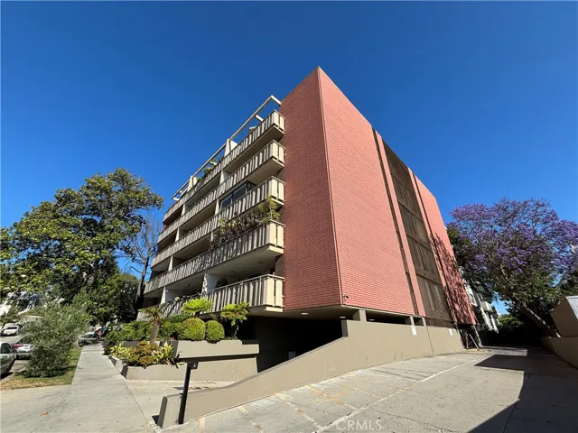 11044 Ophir Drive D, Los Angeles, California 90024