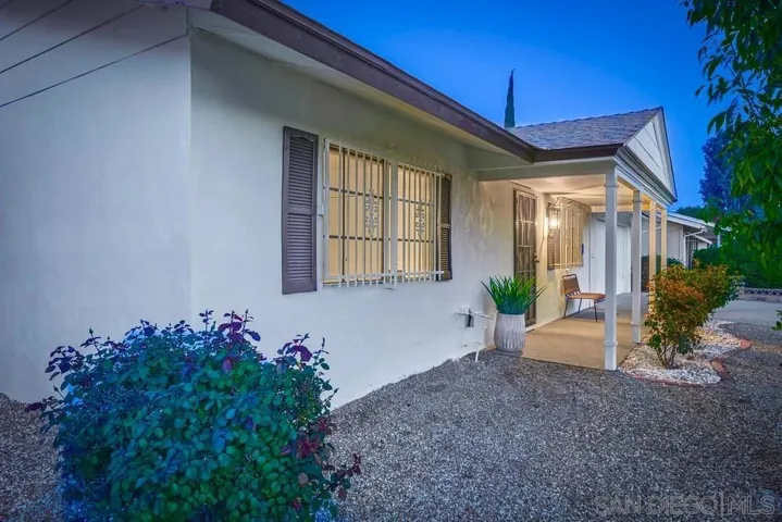 28094 Murrieta Rd, Menifee, California 92586