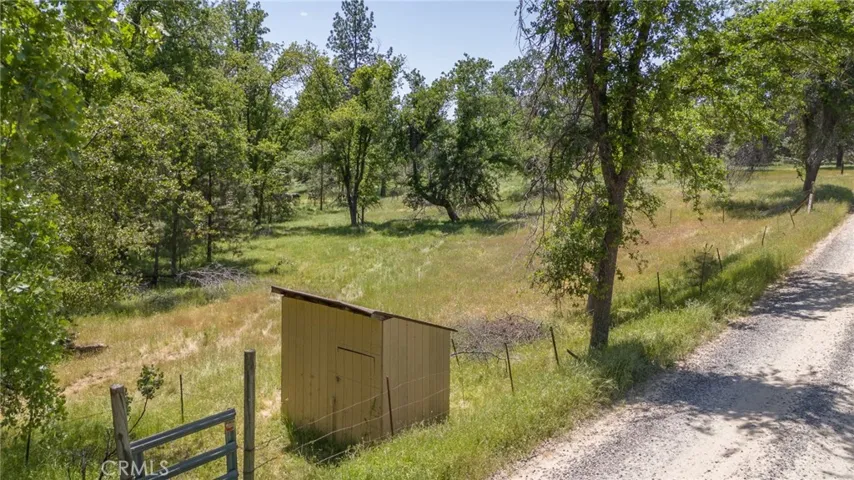 3122 Triangle Park Road, Mariposa, California 95338