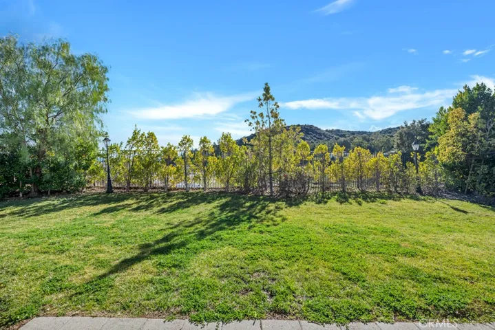 23900 Schoenborn Street, West Hills, California 91304