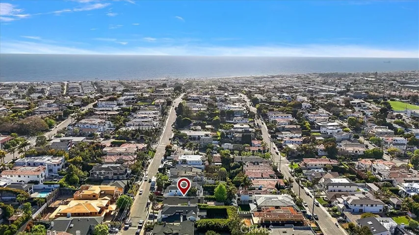 927 9th Street, Manhattan Beach, California 90266