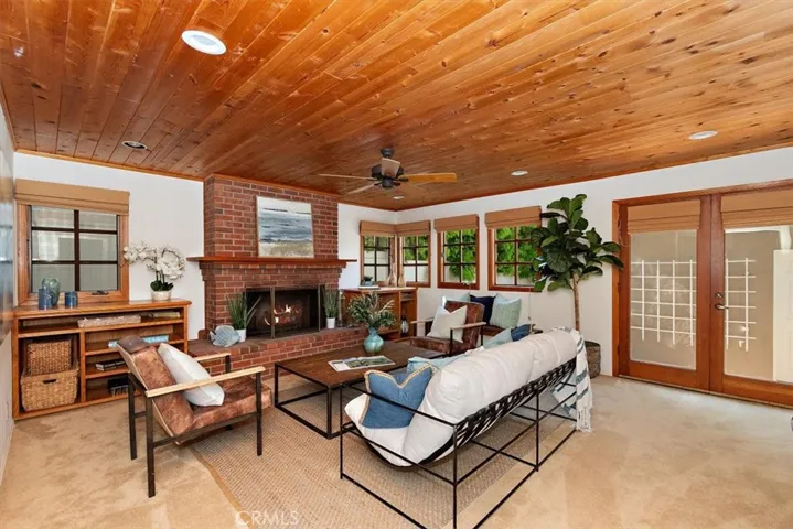 927 9th Street, Manhattan Beach, California 90266
