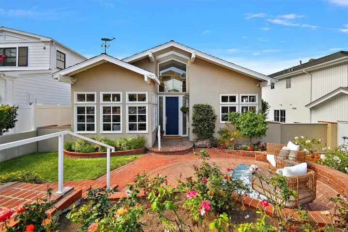 927 9th Street, Manhattan Beach, California 90266