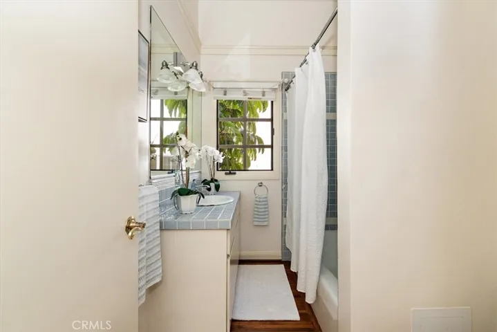 927 9th Street, Manhattan Beach, California 90266