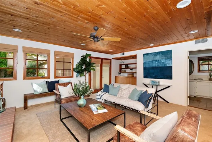 927 9th Street, Manhattan Beach, California 90266