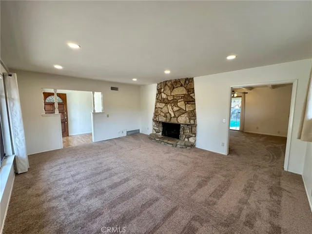 950 E Mountain View Avenue, Glendora, California 91741