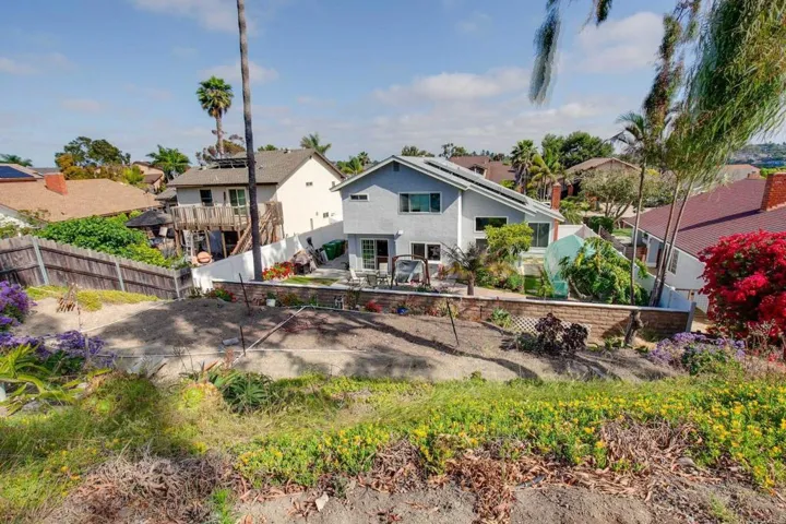435 Mainsail Road, Oceanside, California 92054