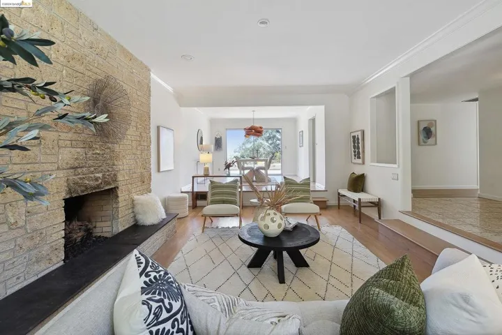 530 Elysian Fields Dr, Oakland, California 94605