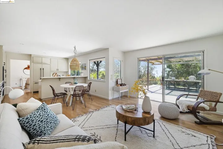 530 Elysian Fields Dr, Oakland, California 94605