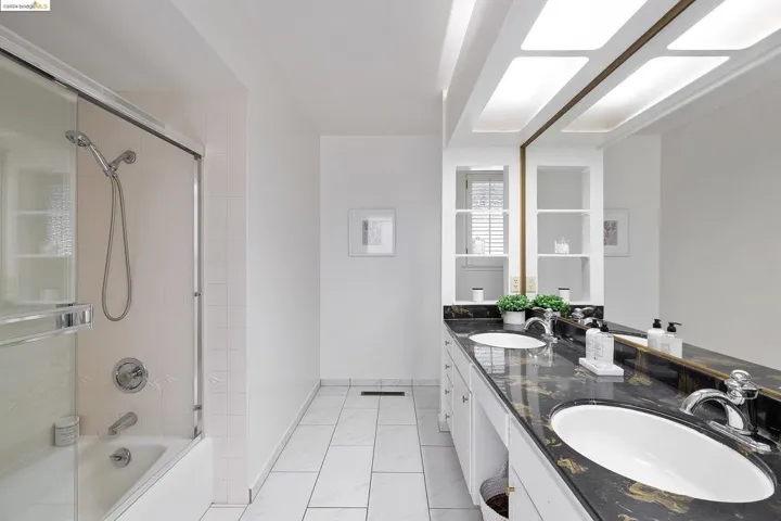 530 Elysian Fields Dr, Oakland, California 94605
