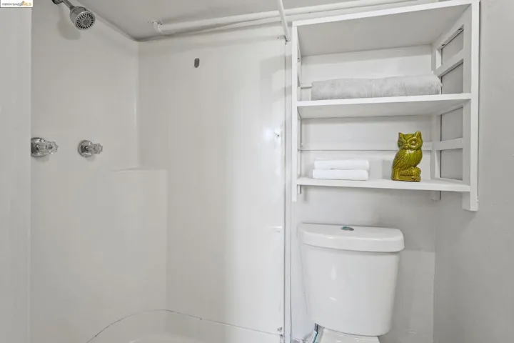 2440 E 23rd St, Oakland, California 94601