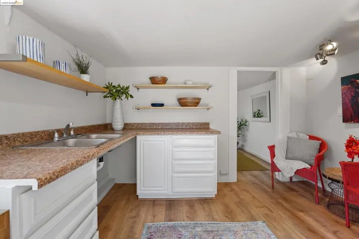 2440 E 23rd St, Oakland, California 94601