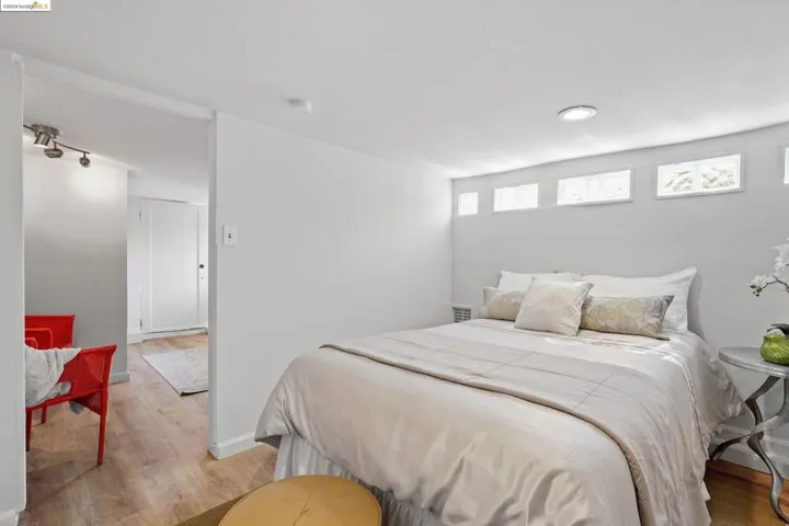 2440 E 23rd St, Oakland, California 94601