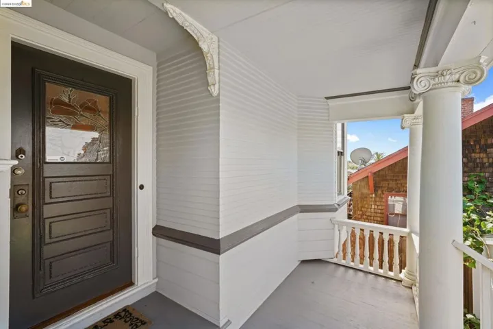 2440 E 23rd St, Oakland, California 94601