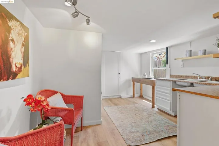 2440 E 23rd St, Oakland, California 94601