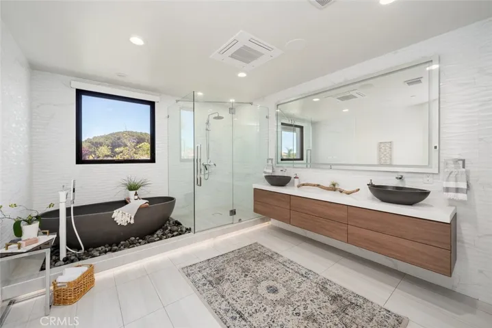 205 Radda Way, Pismo Beach, California 93449